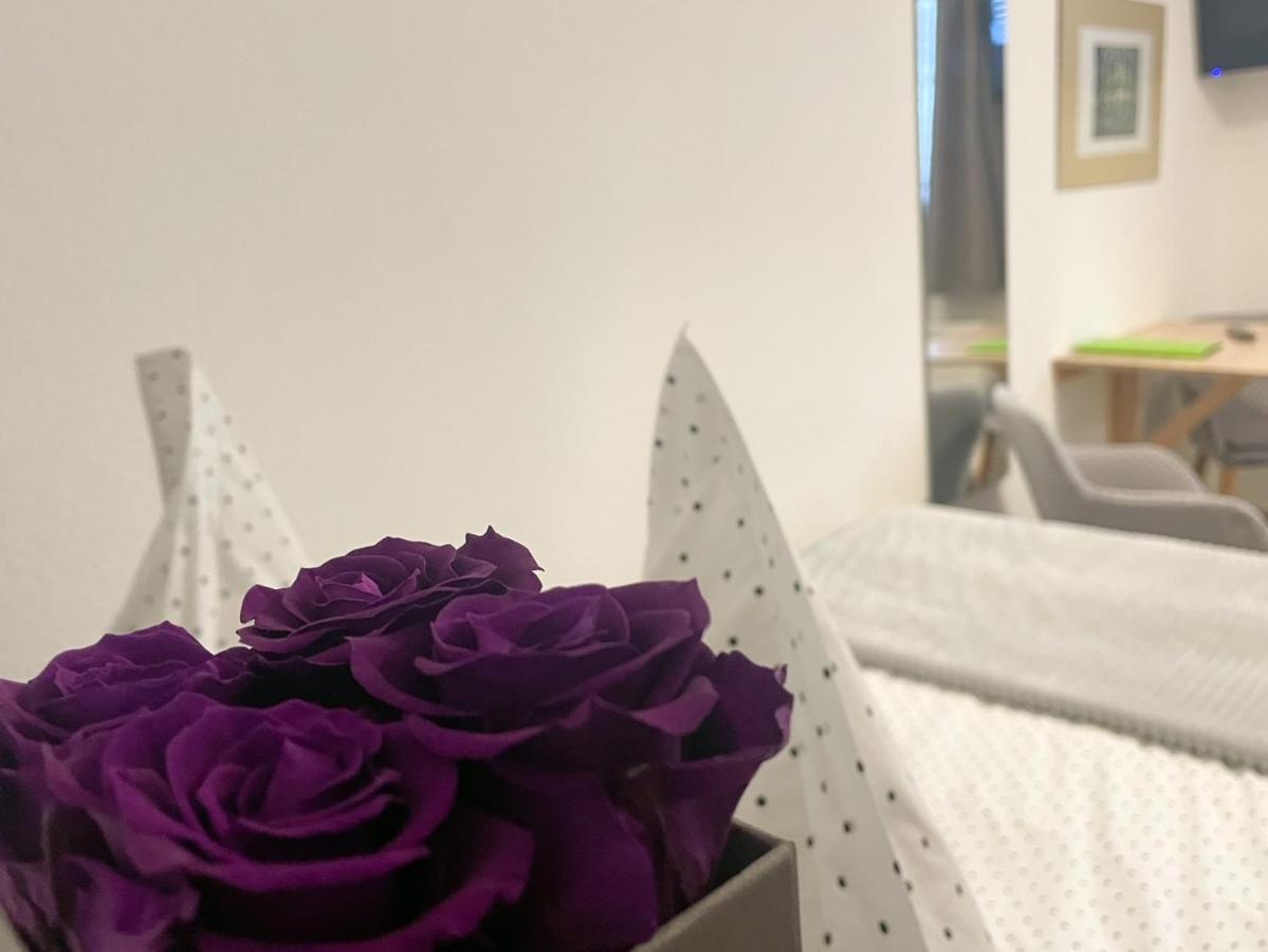 Ferienzimmer Adalonia Hotell Greifswald Exteriör bild